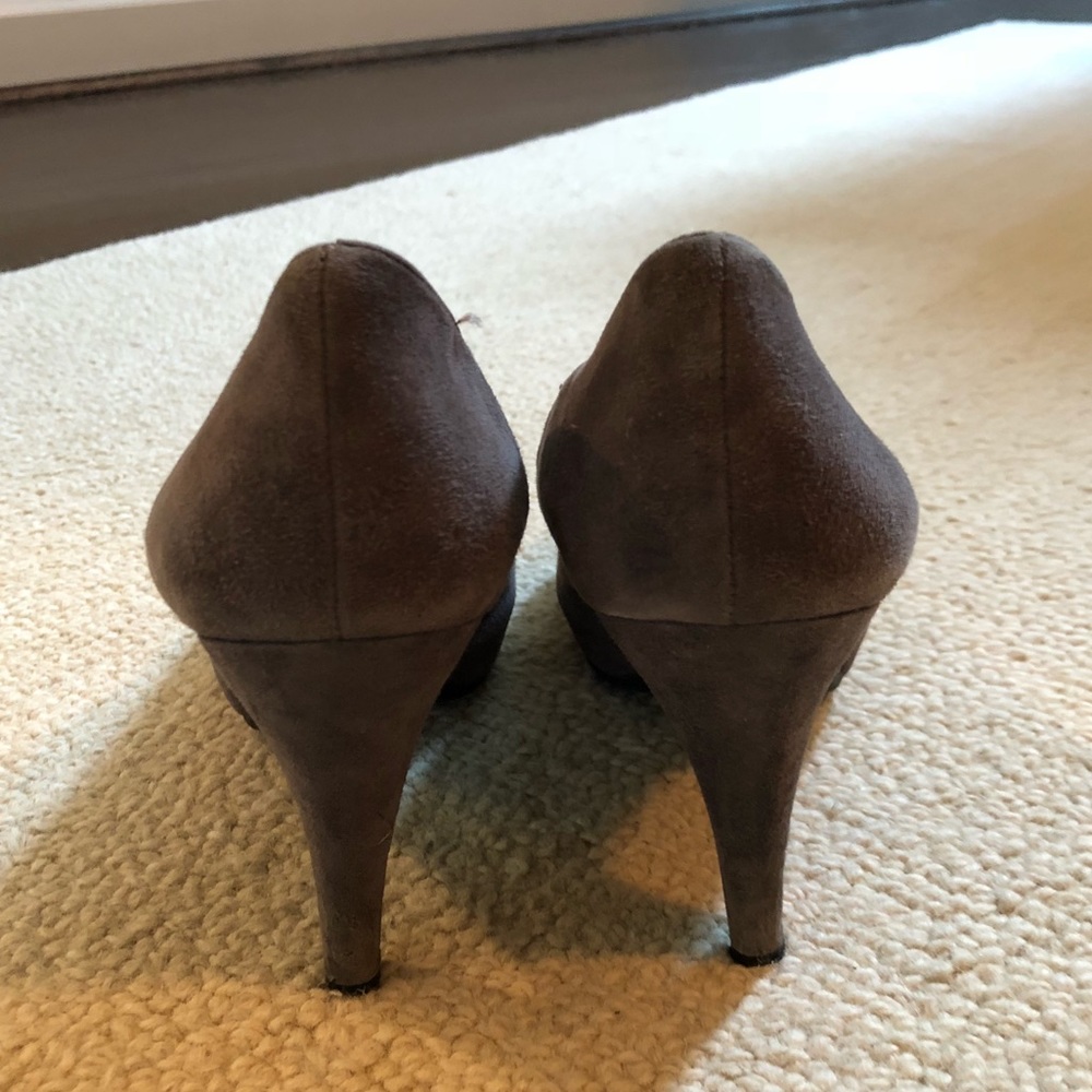 Me Too Locket Platform Pumps - Picture 6 of 7